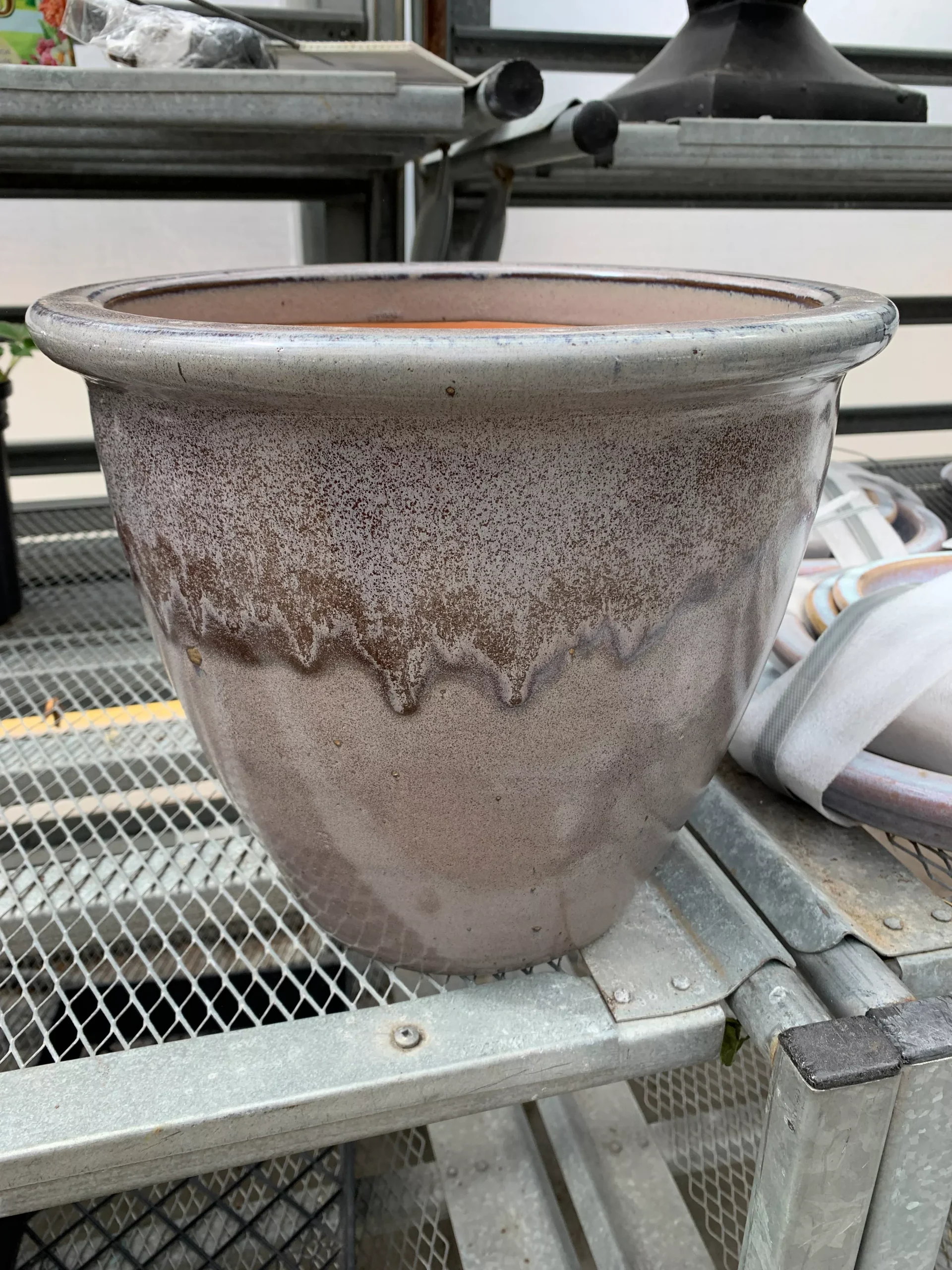 10' Cezanne grey pot