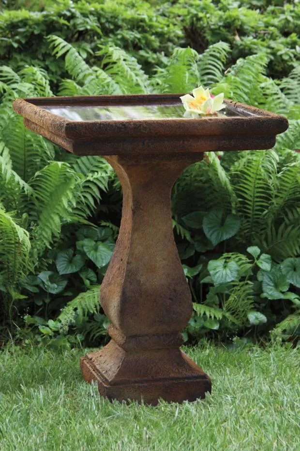 Chelsea Square Bird Bath
