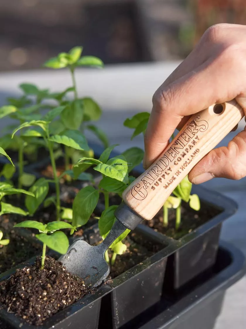 Gardener’s Lifetime Mini Trowel
