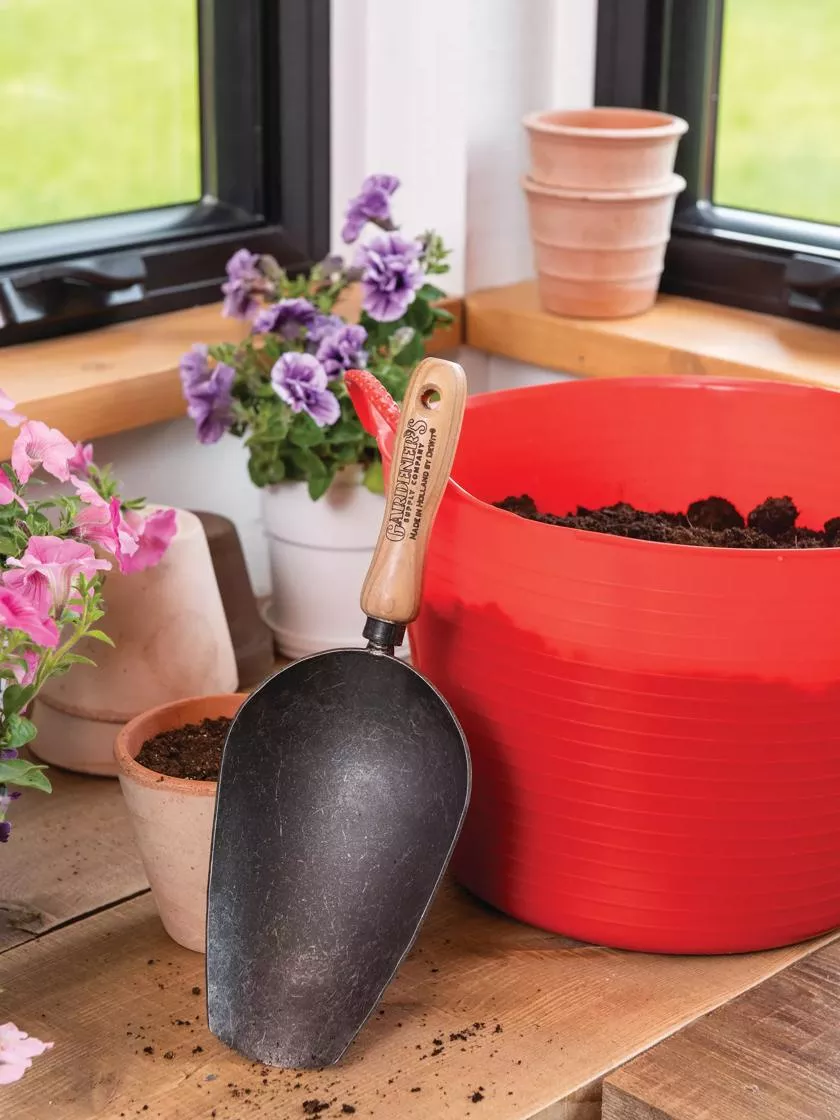 Gardener’s Lifetime Super Scoop