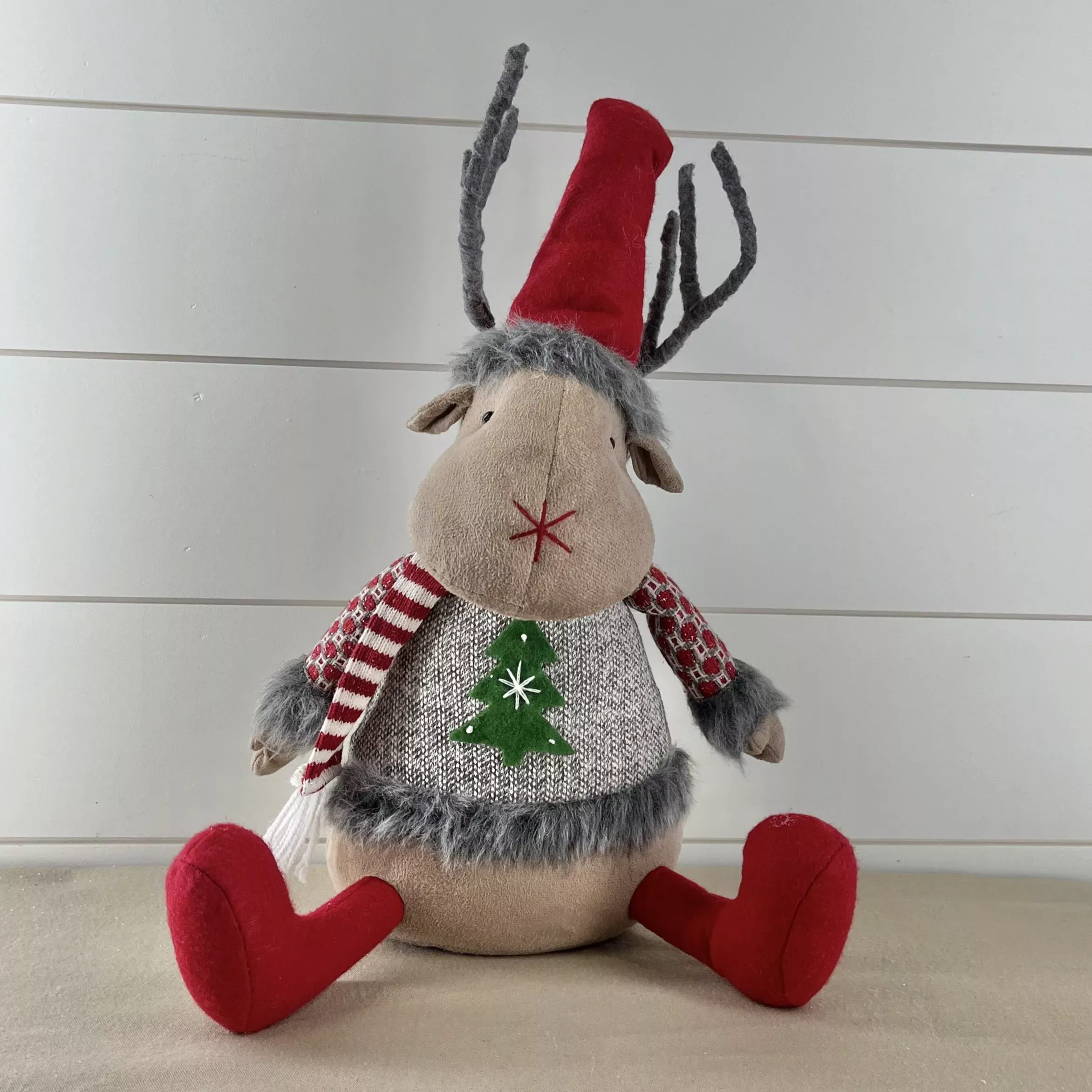 Tabletop Decor - Sitting Moose